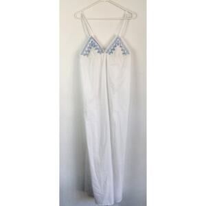 Bonwit Teller Flair Vintage Long Nightgown White Small Union Made Embroidered